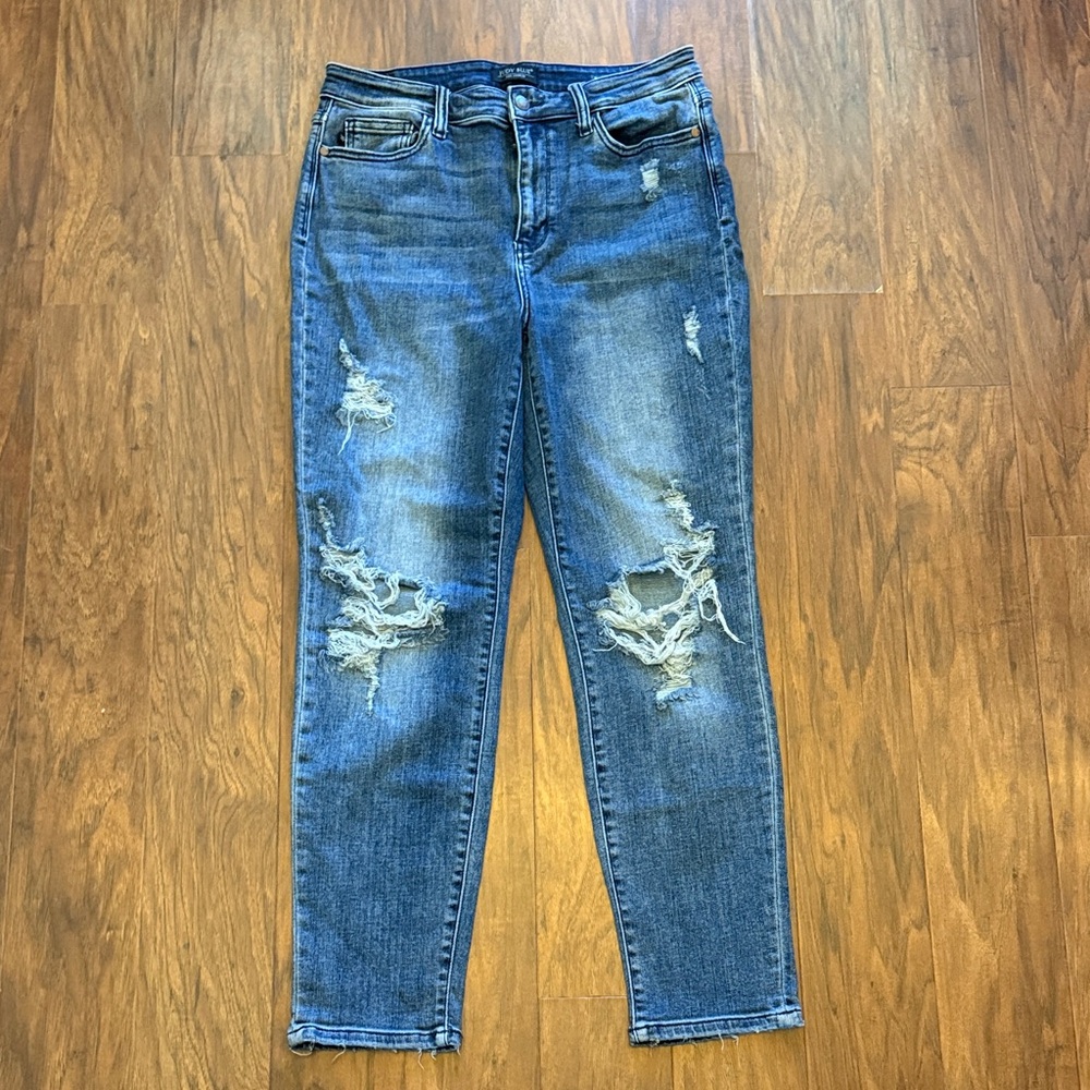Judy Blue Distressed Boy Friend Straight Leg Jeans - Blue